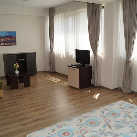 Hotel Kardjali 3*