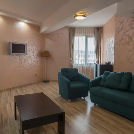 Kardjali 3*